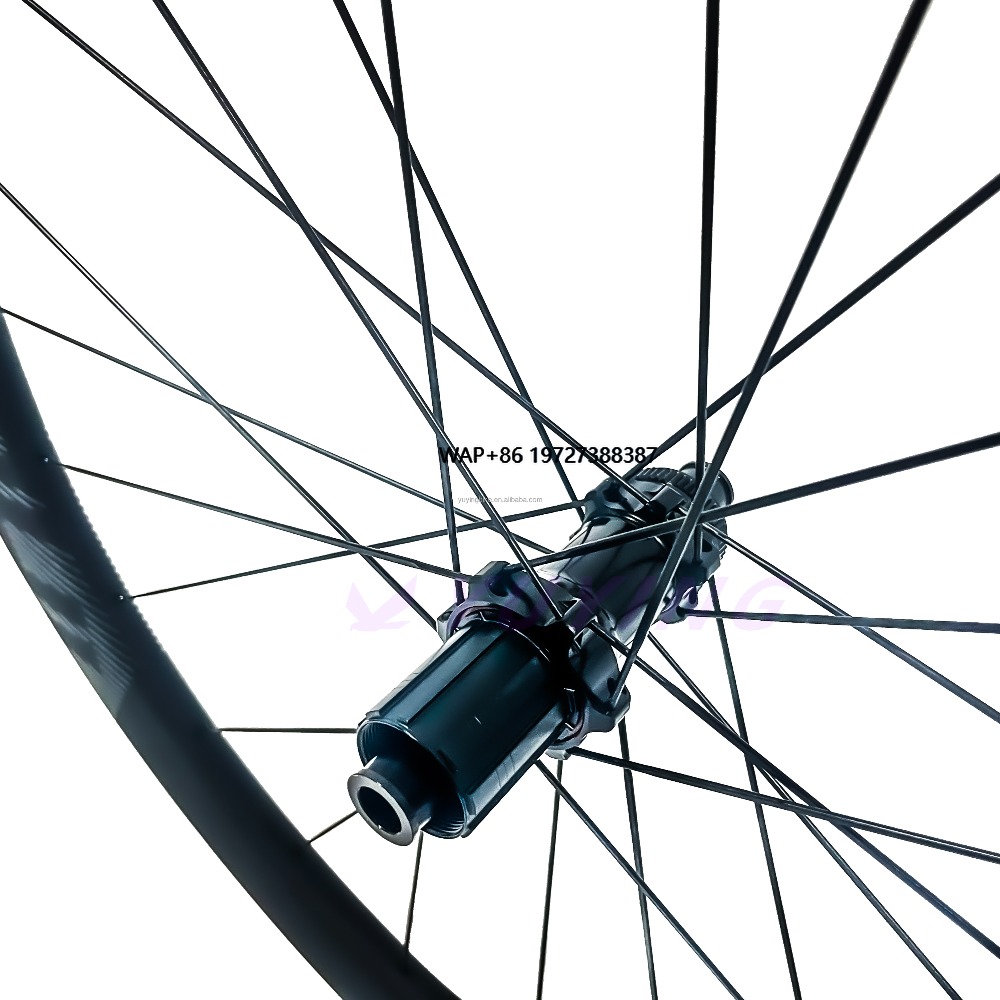 Gravel Bike Tires - Cubo de liga de carbono dianteiro/traseiro